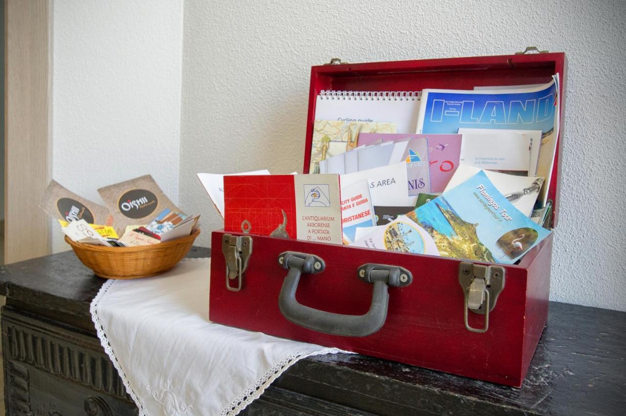Holiday Room Sa Tebia Oristano Eksteriør billede