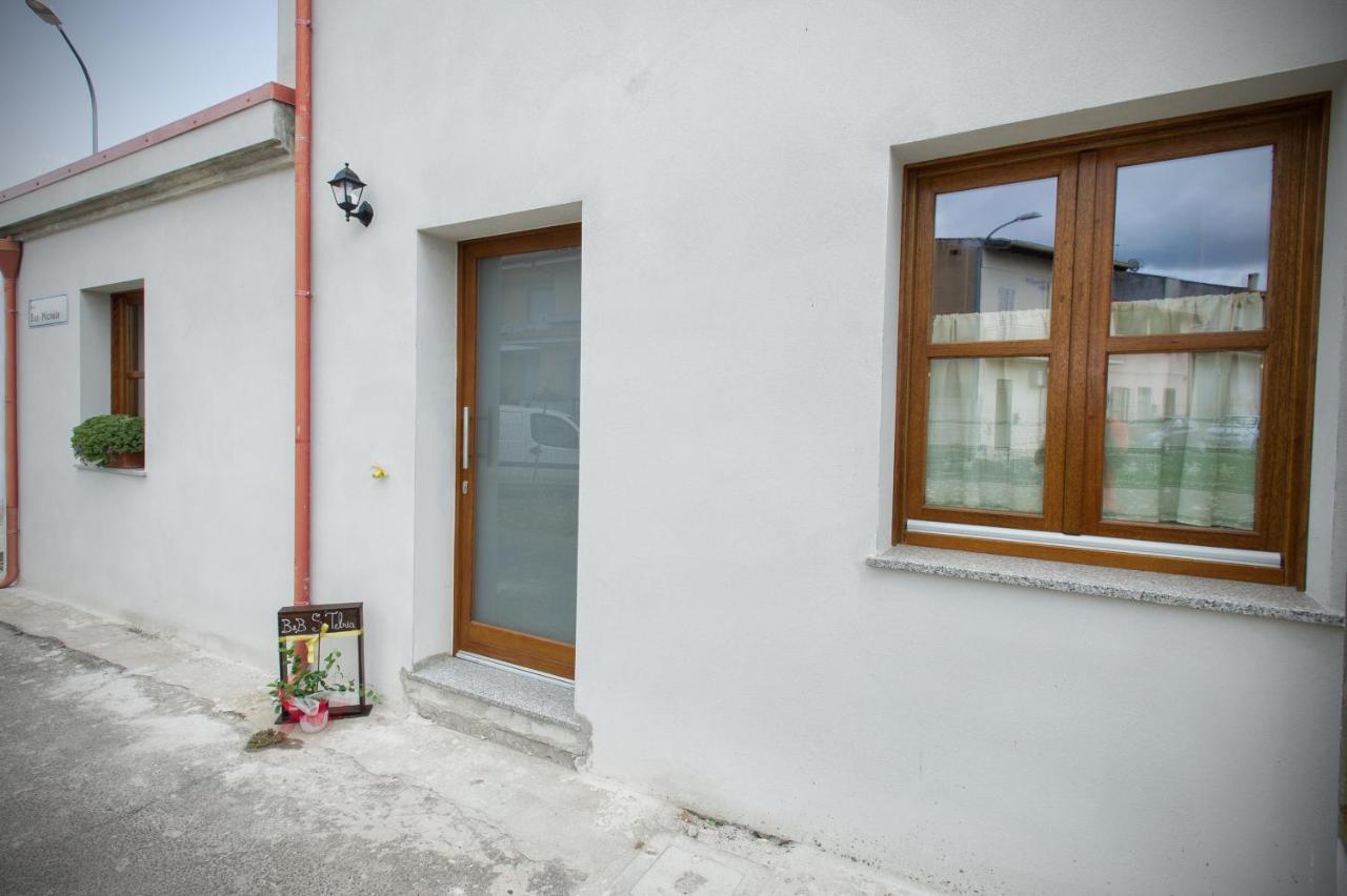 Holiday Room Sa Tebia Oristano Eksteriør billede