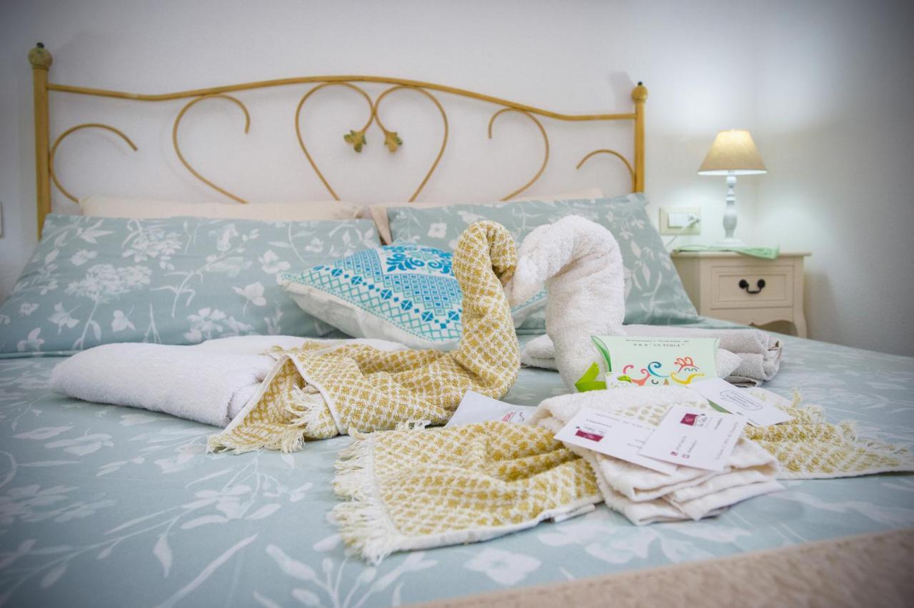 Holiday Room Sa Tebia Oristano Eksteriør billede