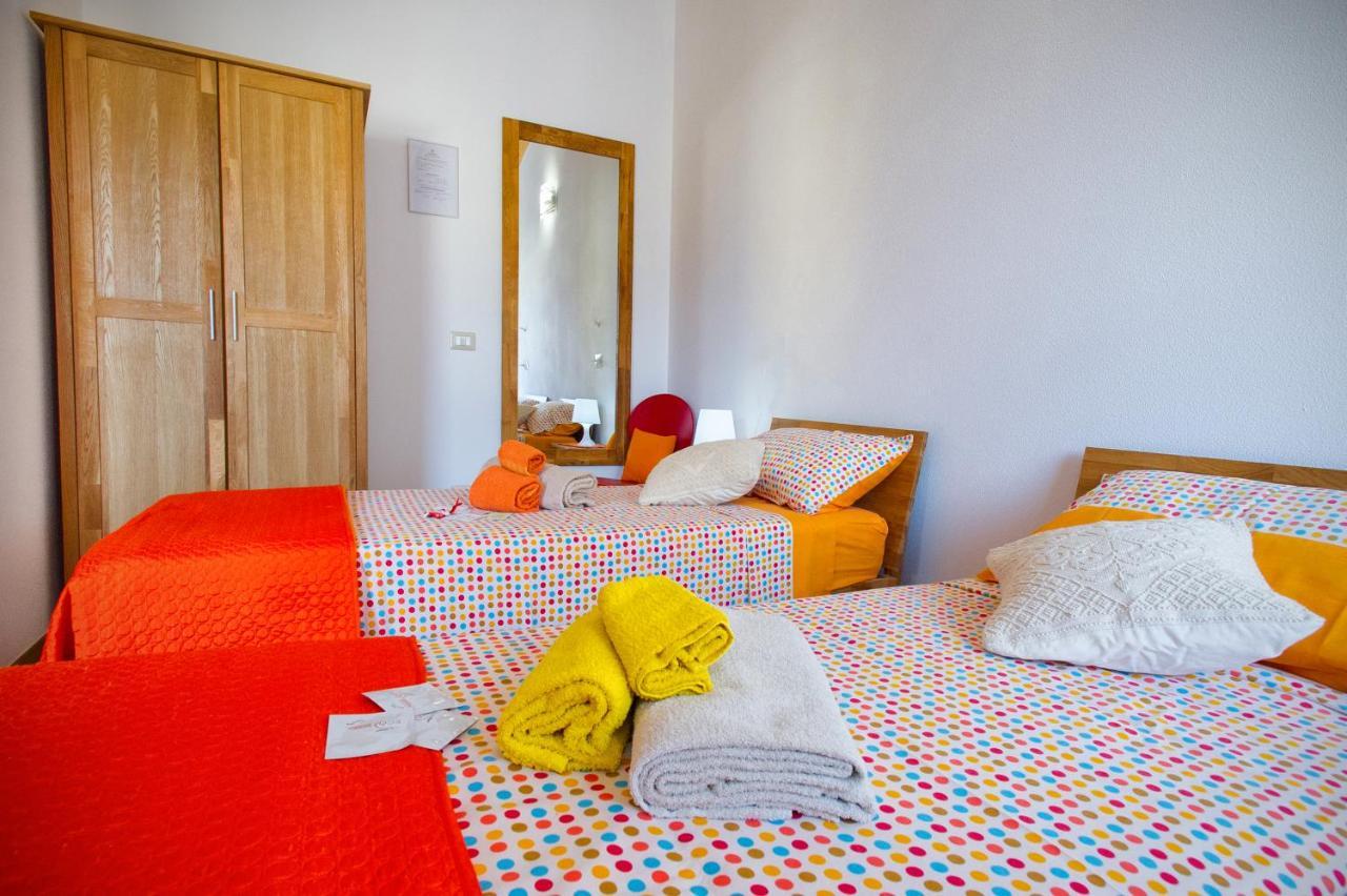 Holiday Room Sa Tebia Oristano Eksteriør billede