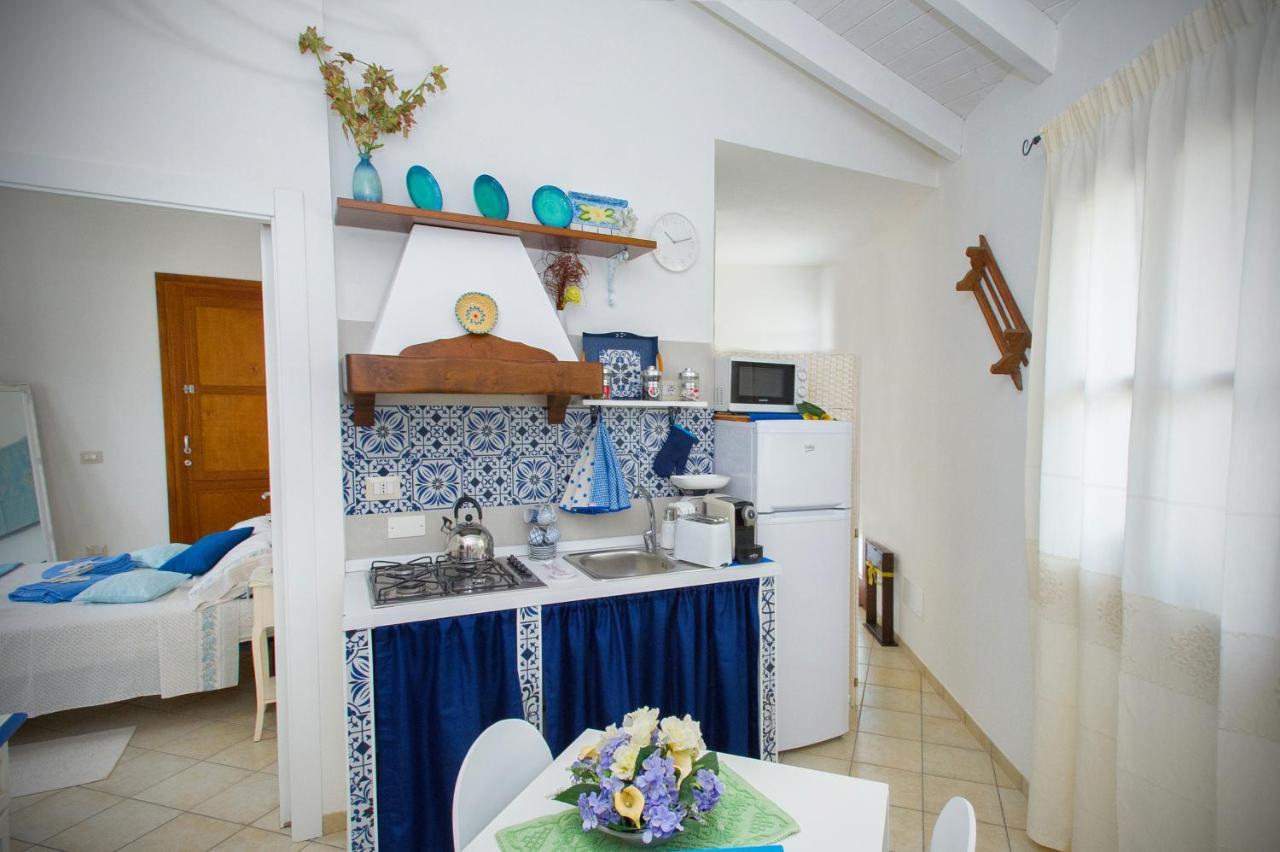 Holiday Room Sa Tebia Oristano Eksteriør billede